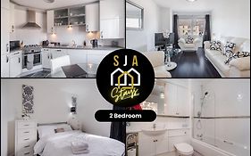 Portland Pad - Sja Stays - Modern 2 Bed Apartment